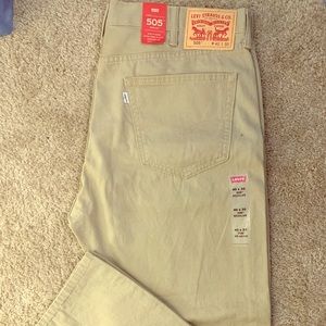 Men’s Levi jeans